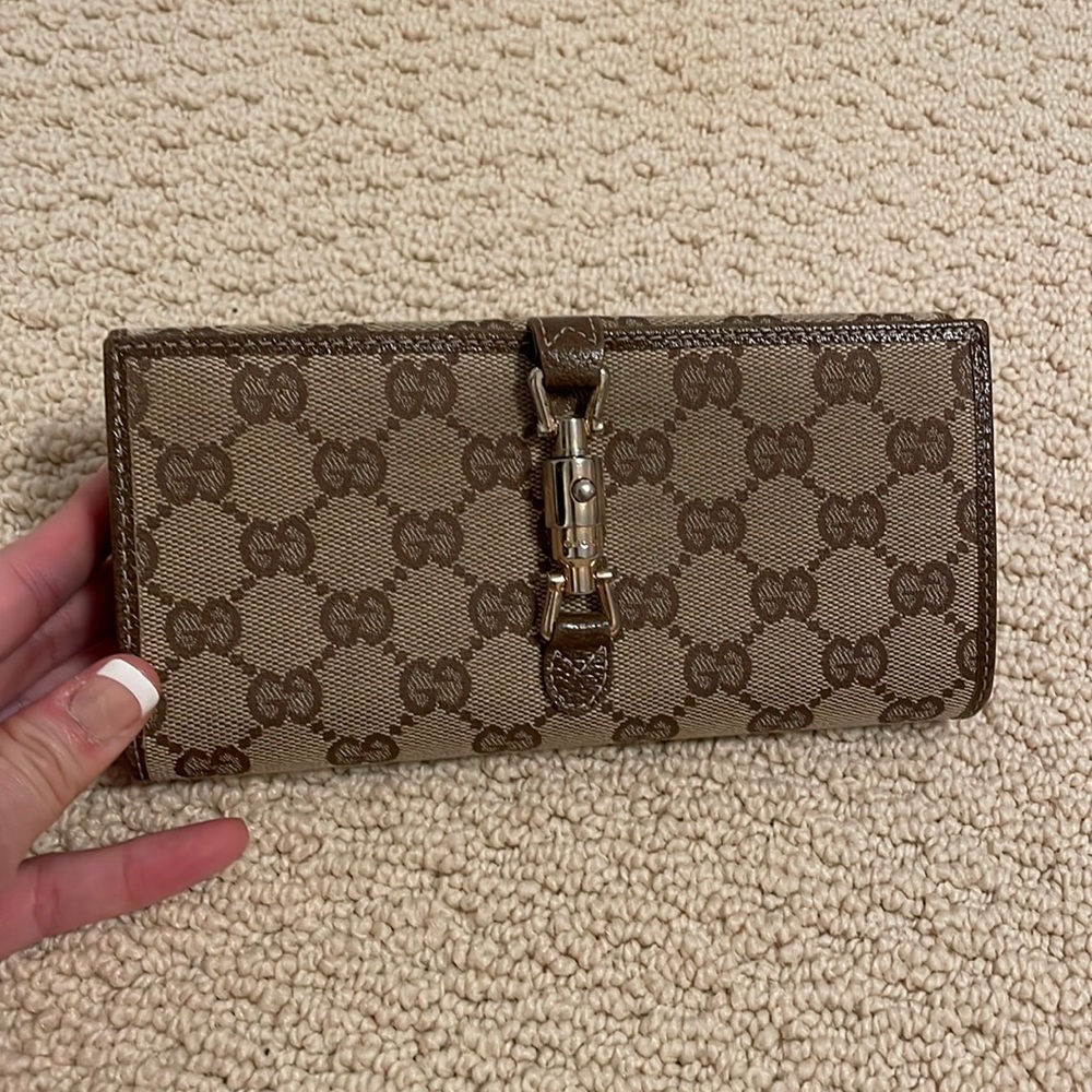 Gucci wallet